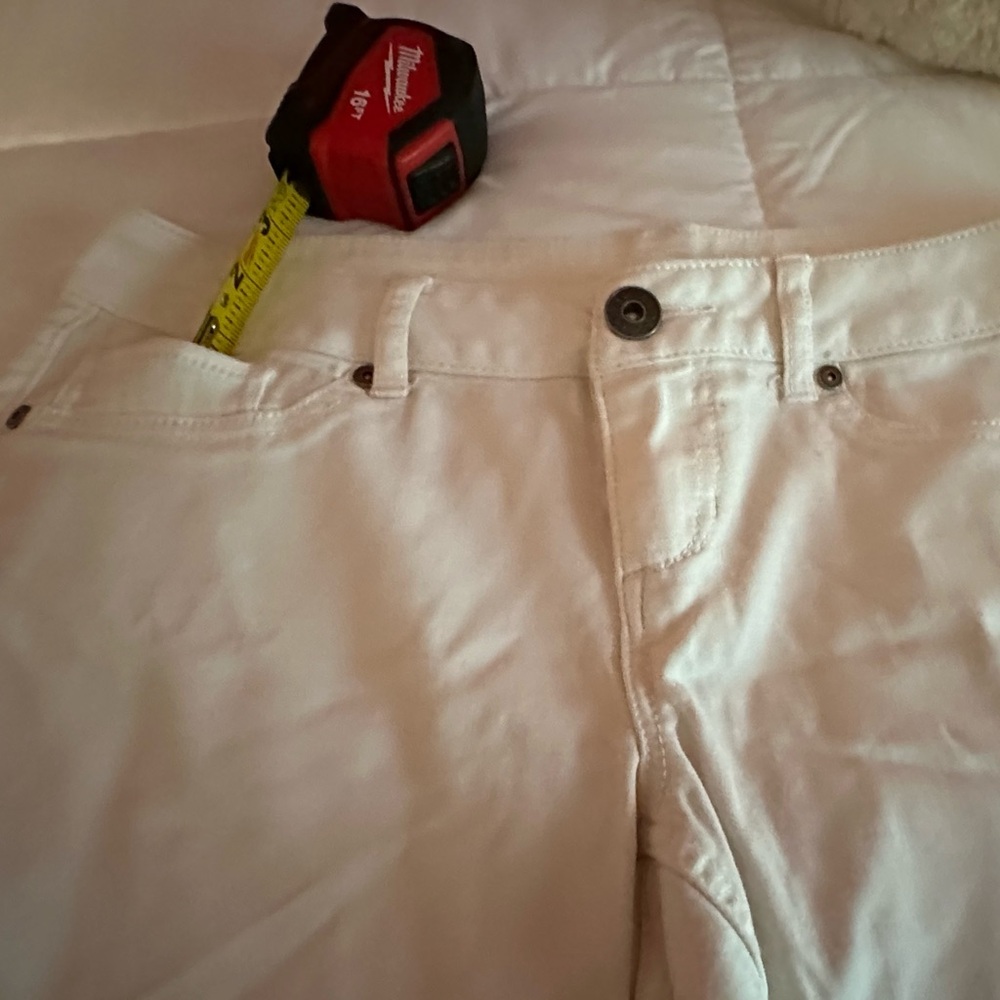 Maurice’s White Colored Jeans
